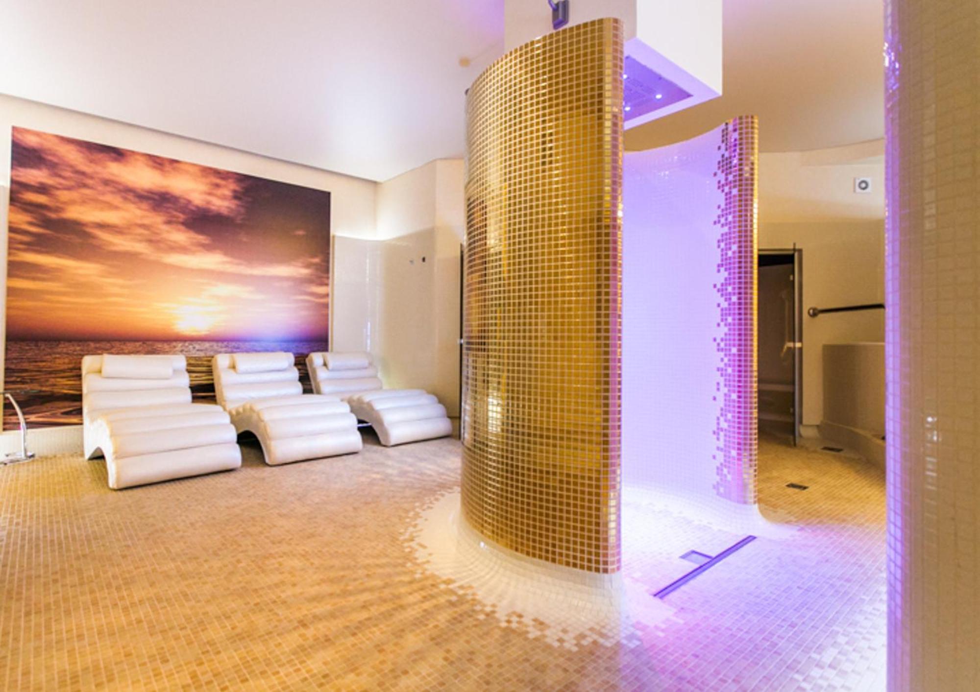 Hotel Court Wellness&Spa Kedzierzyn-Kozle Exterior photo