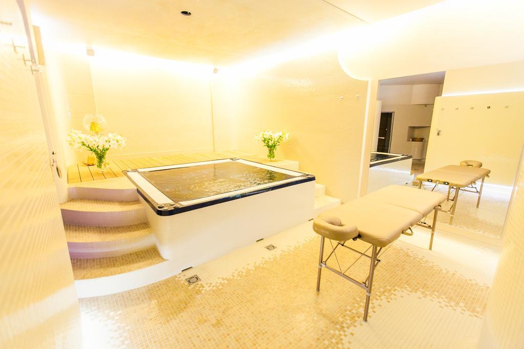 Hotel Court Wellness&Spa Kedzierzyn-Kozle Exterior photo